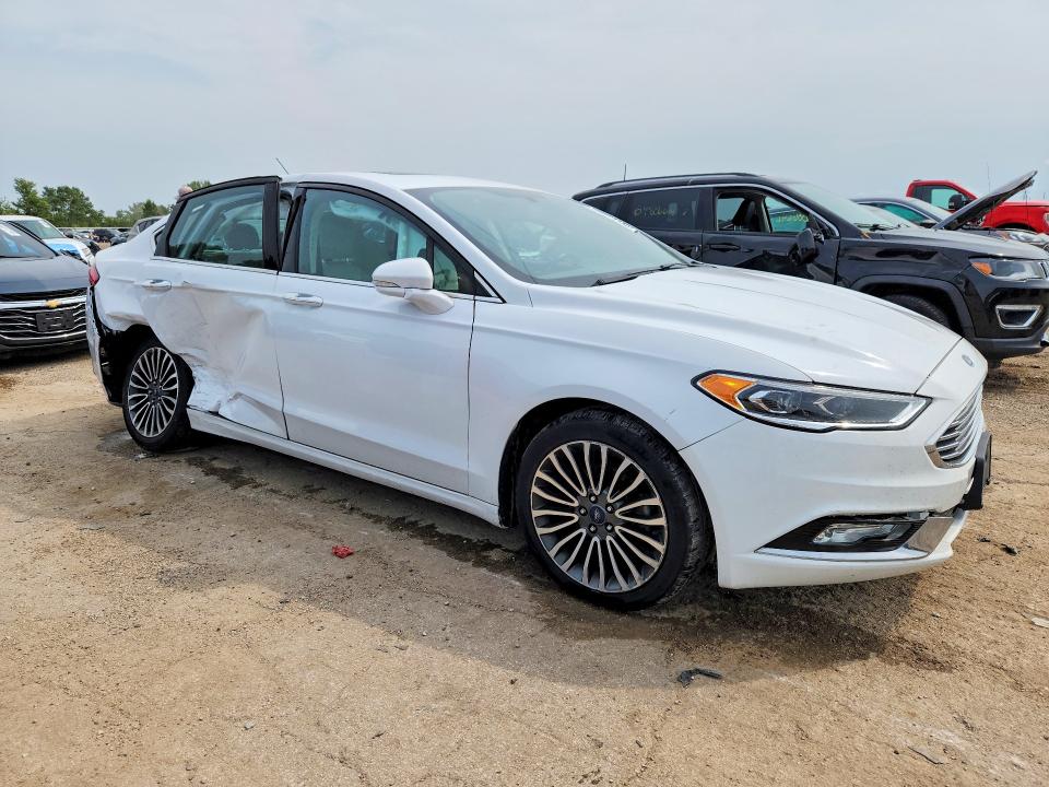 Photo 4 from auction – 2017 FORD FUSION with VIN 3FA6P0K99HR182798