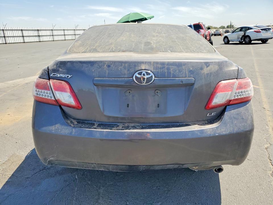 Foto 6 de la subasta – 2011 TOYOTA CAMRY con VIN 4T4BF3EK8BR176844