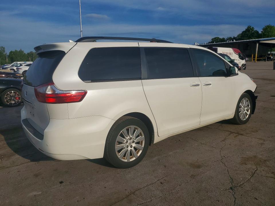 Photo 3 from auction – 2015 TOYOTA SIENNA with VIN 5TDDK3DC0FS108612