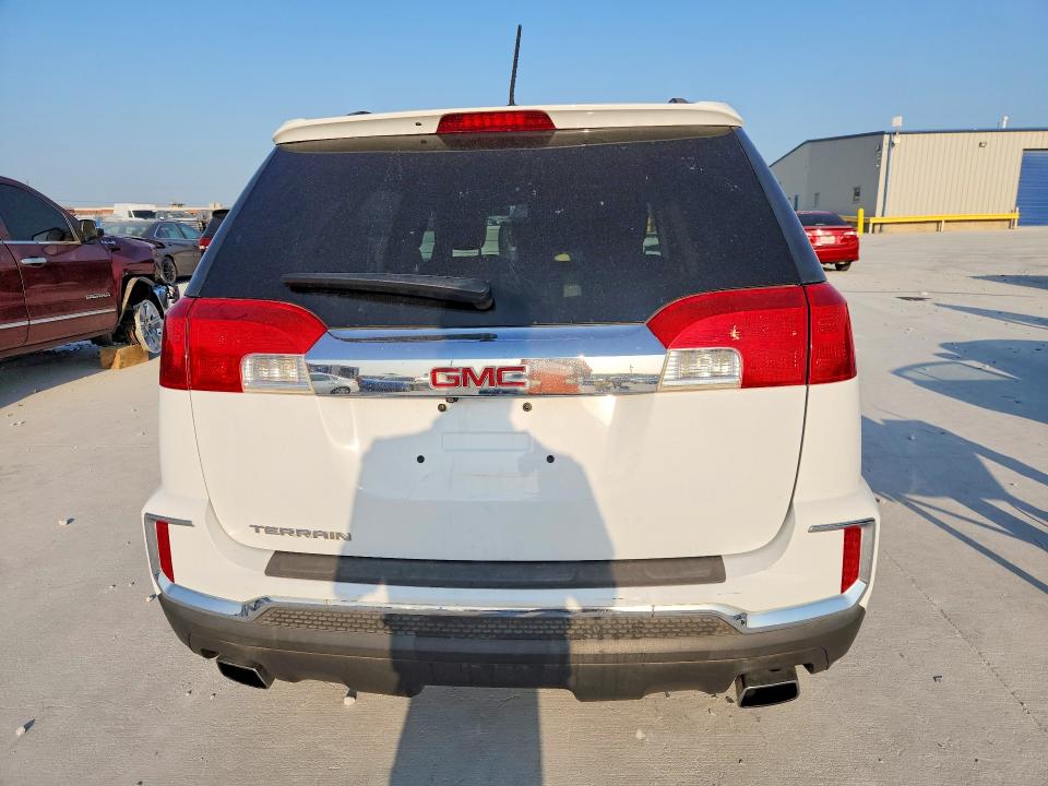 Photo 6 from auction – 2016 GMC TERRAIN with VIN 2GKFLPE37G6132479