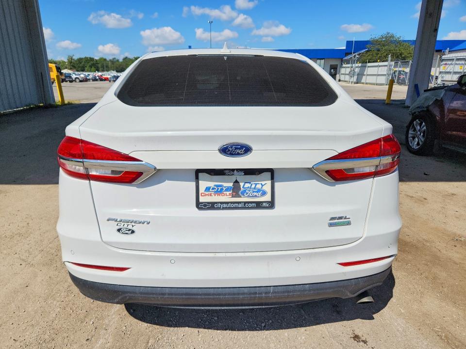 Photo 6 from auction – 2019 FORD FUSION with VIN 3FA6P0CD4KR141442