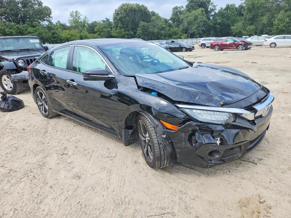 Photo 4 from auction – 2016 HONDA CIVIC with VIN 19XFC1F90GE036656