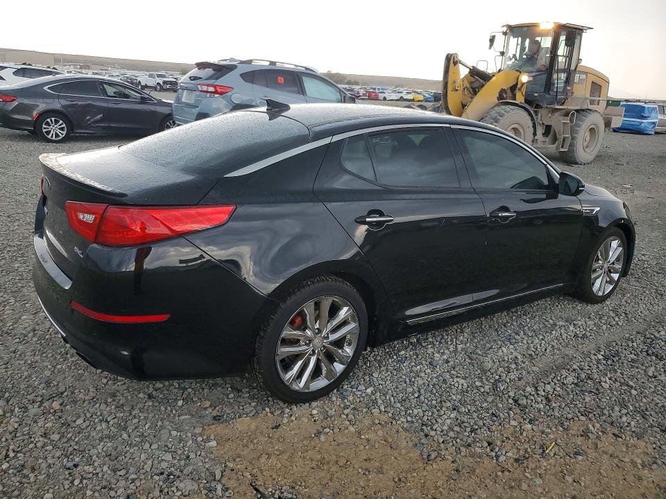 Photo 3 from auction – 2015 KIA OPTIMA with VIN 5XXGR4A62FG373644