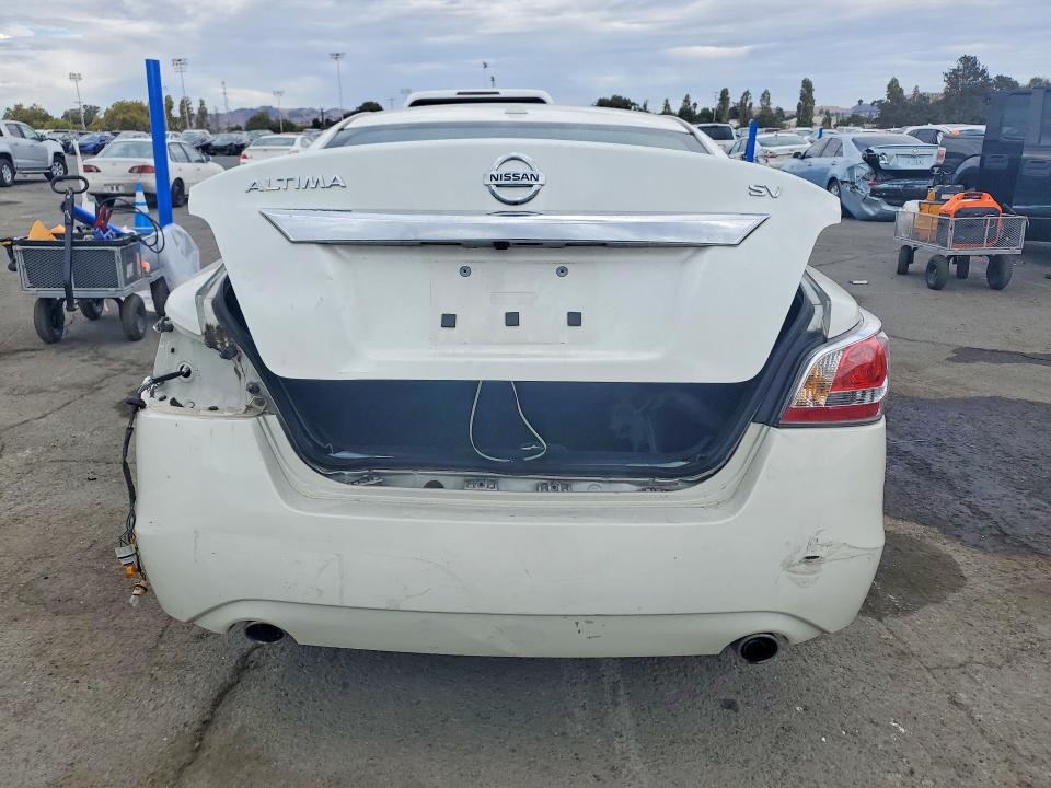 Photo 6 from auction – 2015 NISSAN ALTIMA with VIN 1N4AL3AP9FC273654