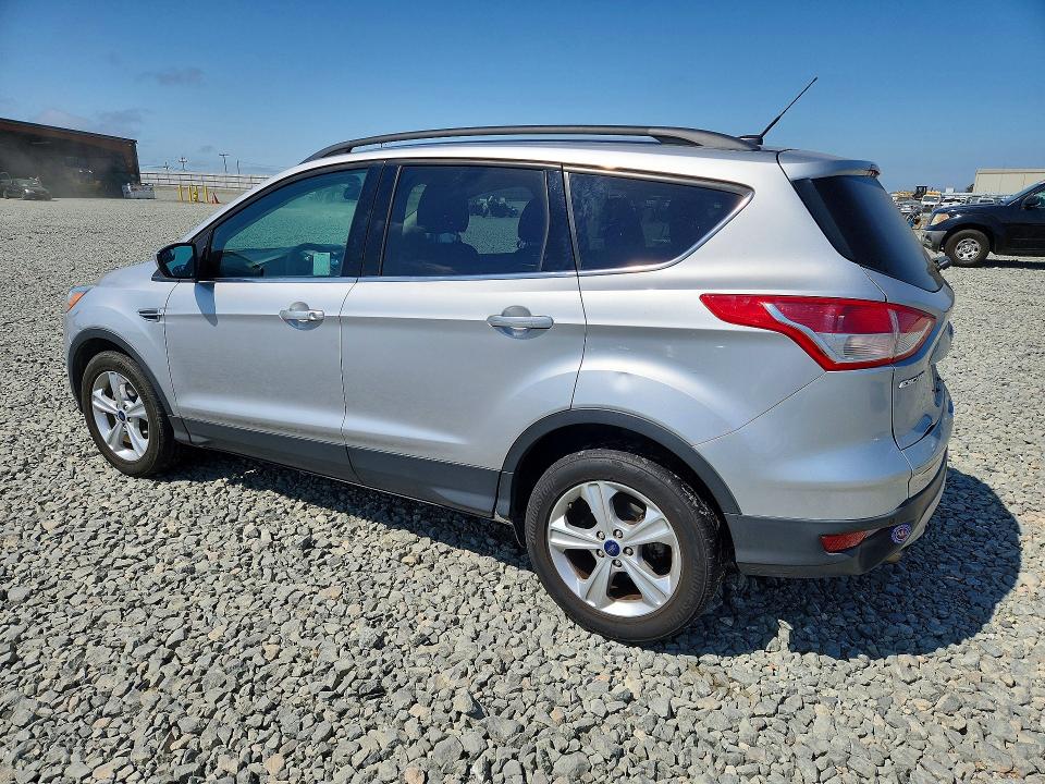Photo 2 from auction – 2014 FORD ESCAPE with VIN 1FMCU0GX4EUA38881