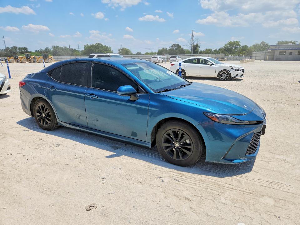 Zdjęcie 4 z aukcji – 2025 TOYOTA CAMRY z VIN 4T1DAACK3SU074196