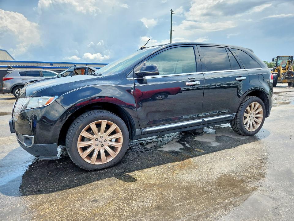 LINCOLN MKX 2013 with VIN 2LMDJ8JK8DBL35119 - Photo from auction
