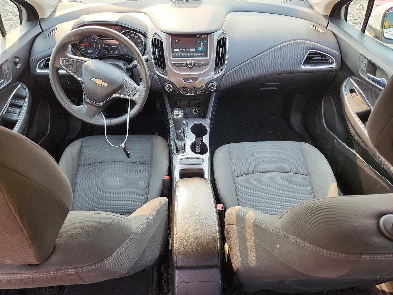 Photo 8 from auction – 2018 CHEVROLET CRUZE with VIN 1G1BE5SM1J7196751