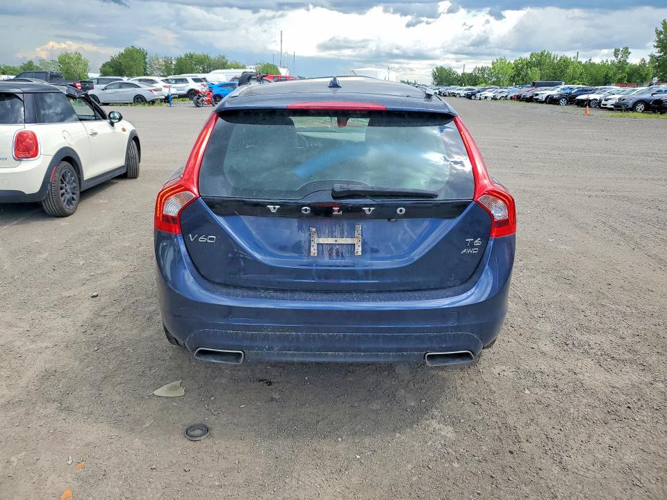 Photo 6 from auction – 2015 VOLVO V60 with VIN YV1902SCXF1196665
