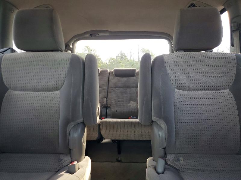 Photo 10 from auction – 2010 TOYOTA SIENNA with VIN 5TDKK4CC5AS297460