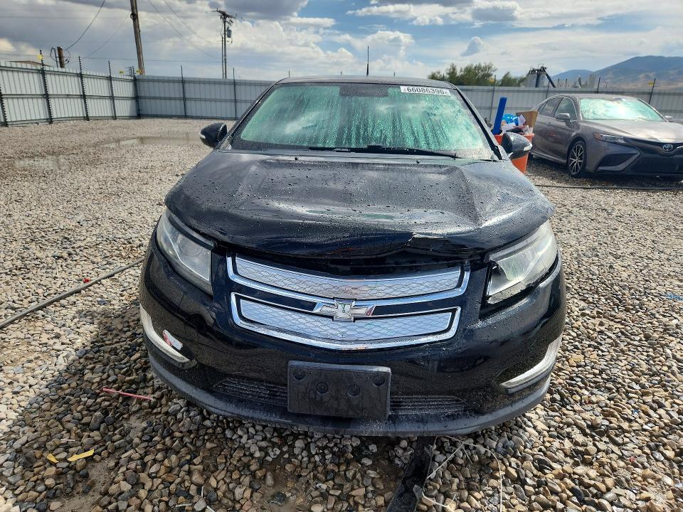 Photo 5 from auction – 2014 CHEVROLET VOLT with VIN 1G1RE6E4XEU132716
