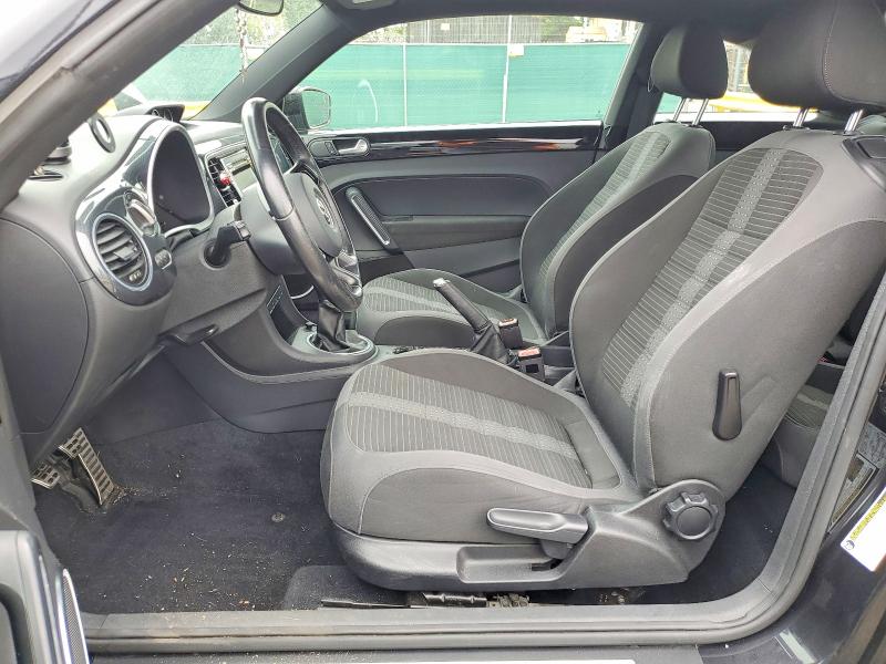 صورة رقم 7 من المزاد - 2012 VOLKSWAGEN BEETLE مع VIN 3VW4A7AT3CM632912