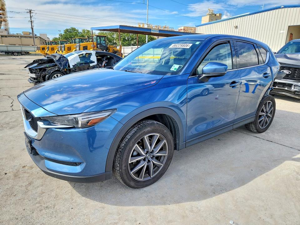 MAZDA CX-5 2017 с VIN JM3KFADL1H0111886 - Фото с аукциона