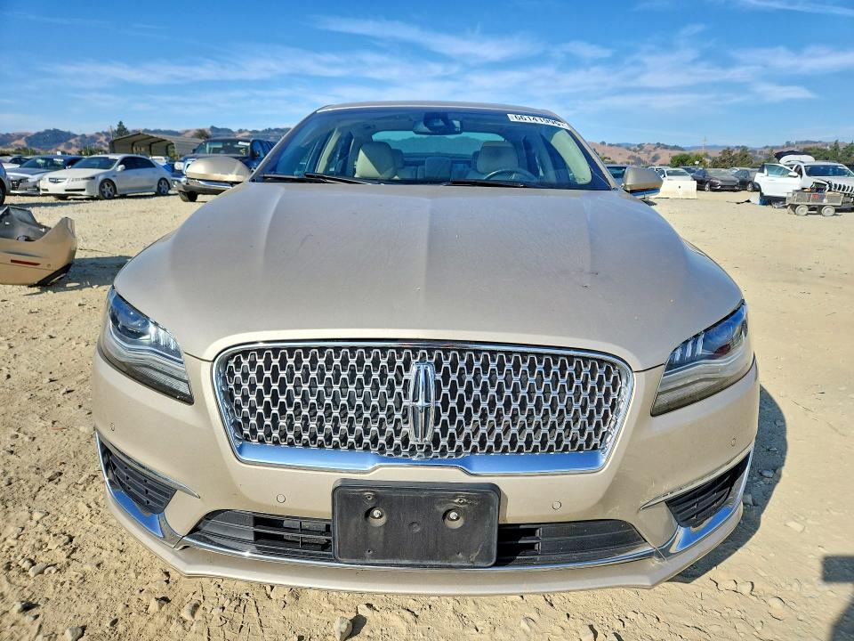 Photo 5 from auction – 2017 LINCOLN MKZ with VIN 3LN6L5MU9HR655387