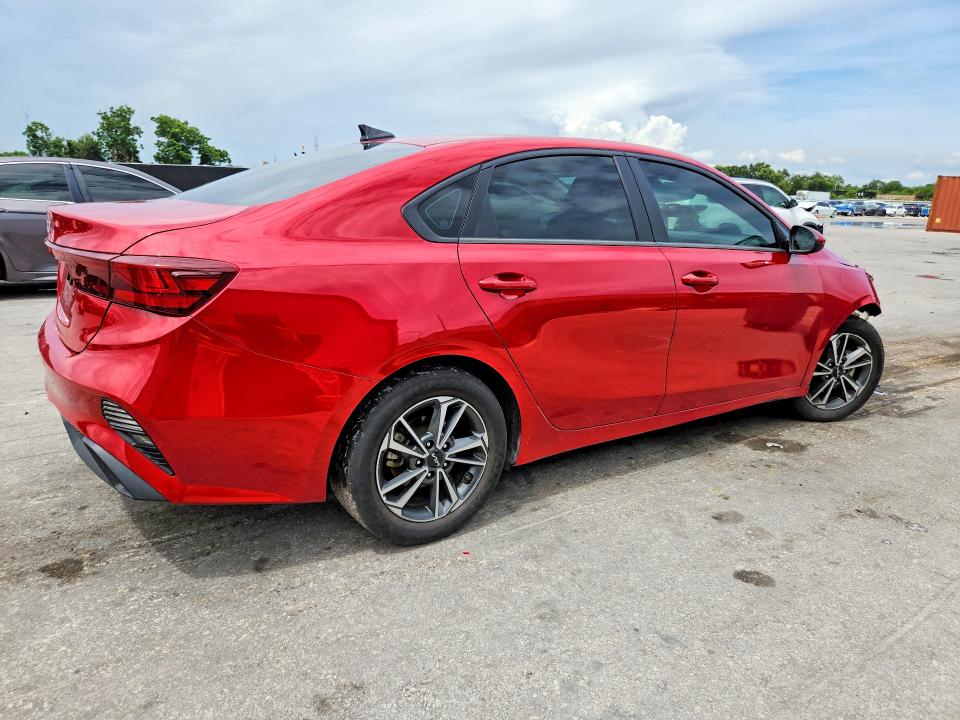 Photo 3 from auction – 2023 KIA FORTE with VIN 3KPF24AD3PE597479