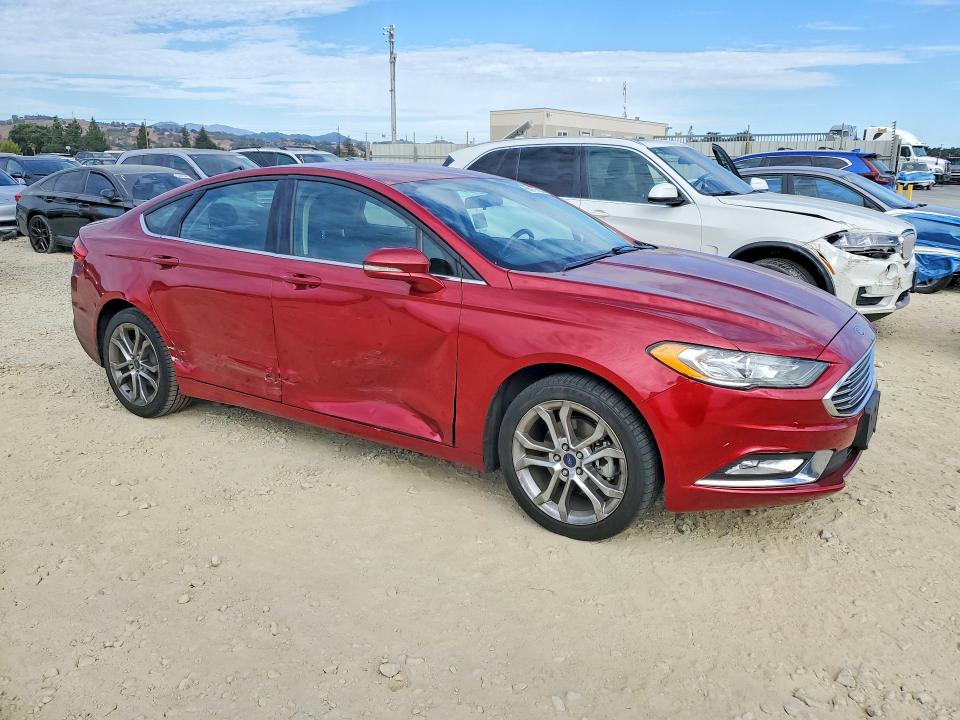 Photo 4 from auction – 2017 FORD FUSION with VIN 3FA6P0HD2HR294869