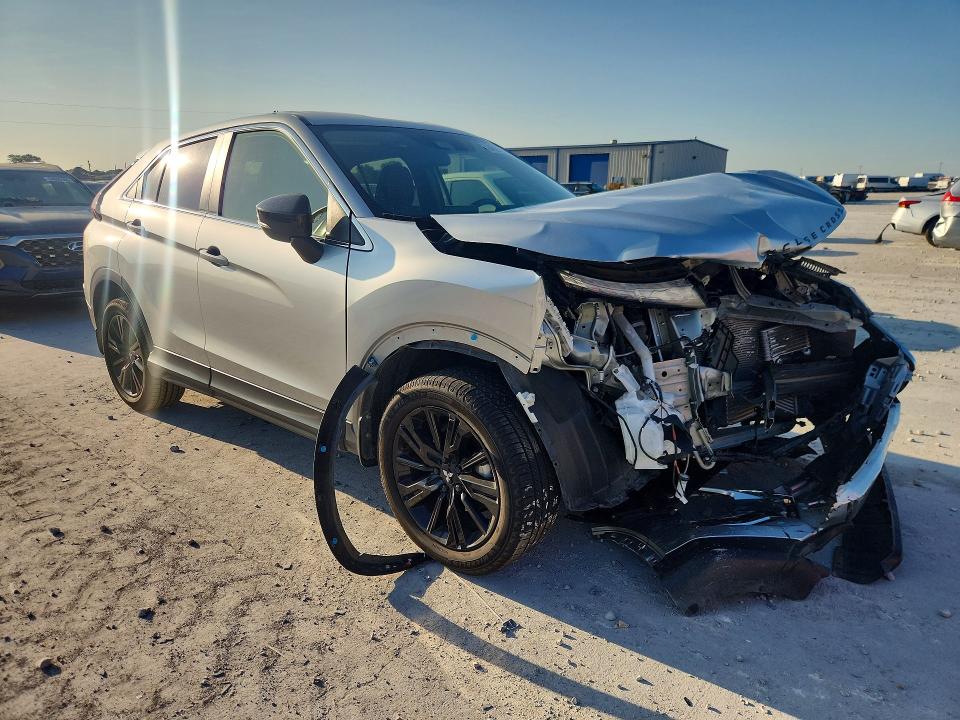 Photo 4 from auction – 2023 MITSUBISHI ECLIPSE CROSS with VIN JA4ATVAA3PZ051475