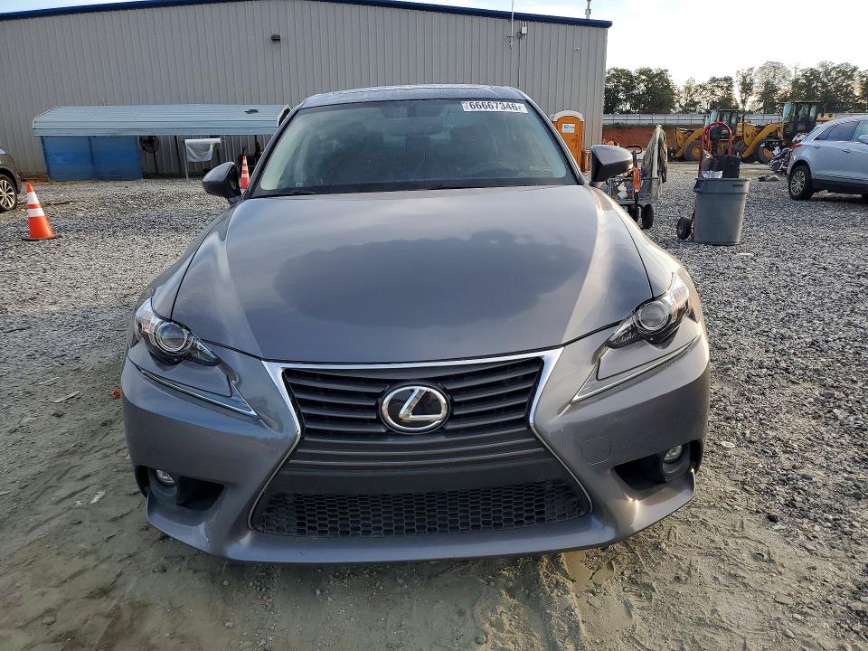 Photo 5 from auction – 2016 LEXUS IS with VIN JTHBA1D23G5022478