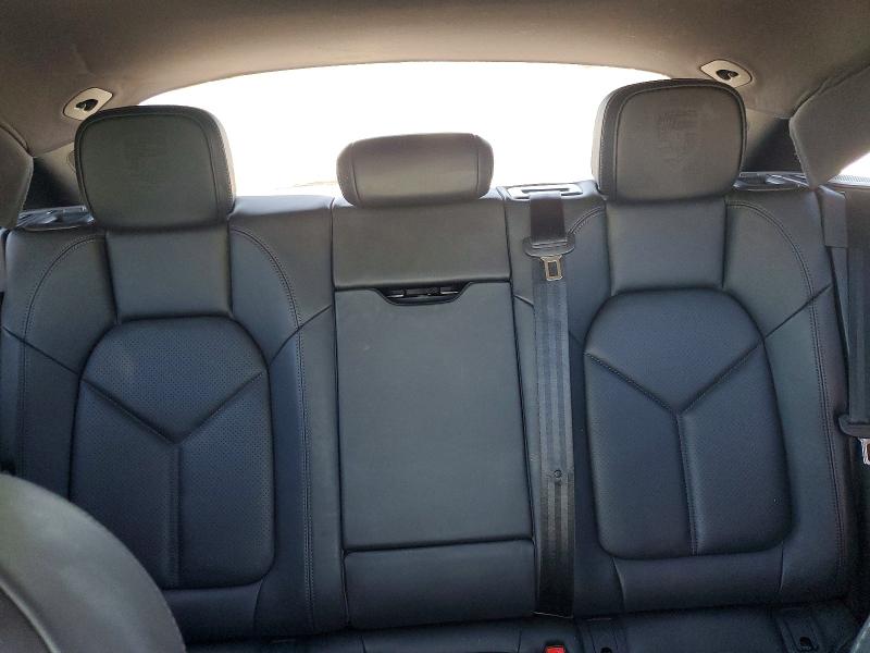 Photo 10 from auction – 2022 PORSCHE MACAN with VIN WP1AA2A58NLB12444