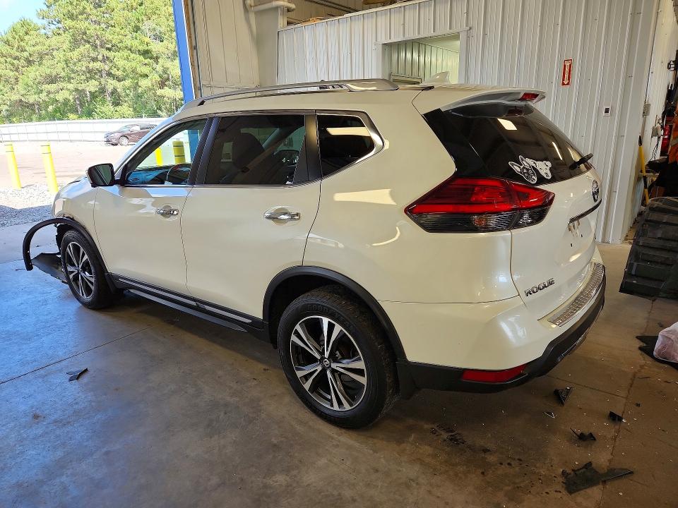 Photo 2 from auction – 2017 NISSAN ROGUE with VIN 5N1AT2MV2HC832166