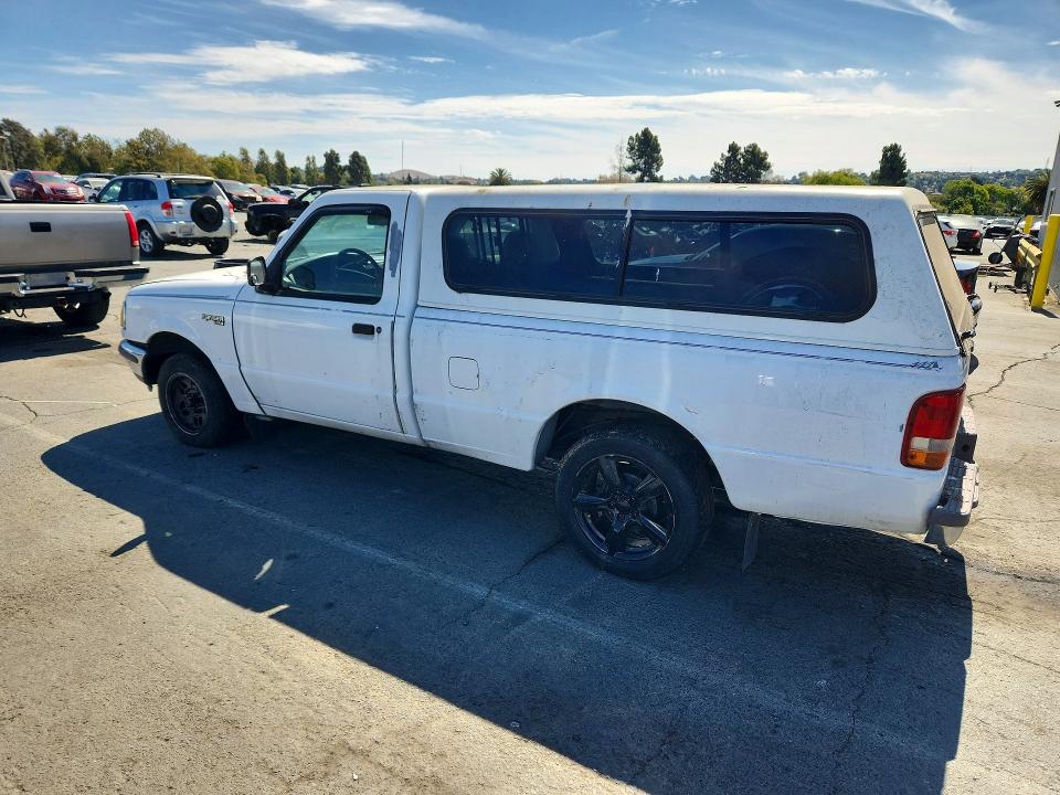 Фото 2 с аукциона – 1995 FORD RANGER с VIN 1FTCR10A8SPA89361