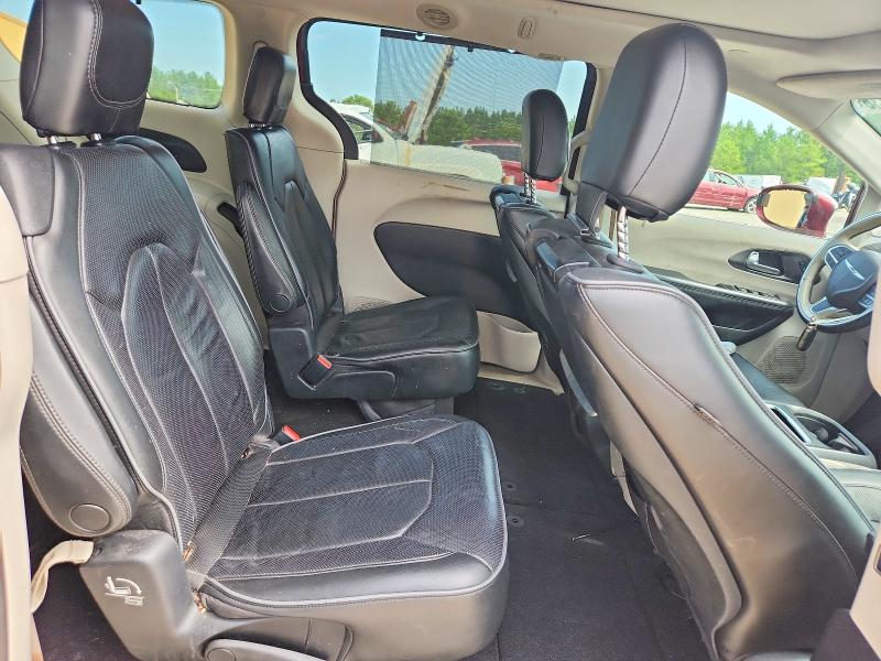 Photo 11 from auction – 2017 CHRYSLER PACIFICA with VIN 2C4RC1GG5HR650709