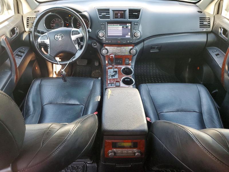 Photo 8 from auction – 2012 TOYOTA HIGHLANDER with VIN 5TDDK3EH9CS108131