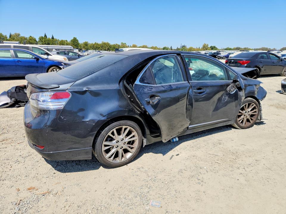 Photo 3 from auction – 2010 LEXUS HS with VIN JTHBB1BAXA2009758
