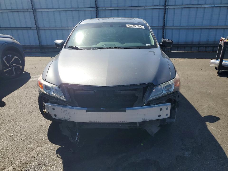 Zdjęcie 5 z aukcji – 2013 ACURA ILX z VIN 19VDE1F56DE007665