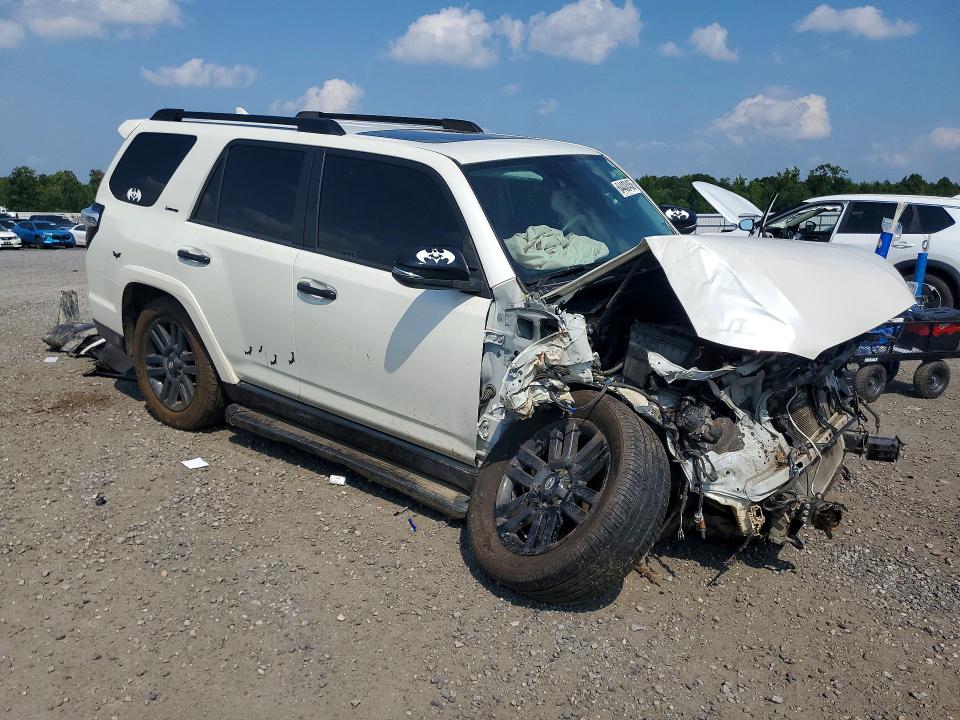 Photo 4 from auction – 2021 TOYOTA 4RUNNER with VIN JTEJU5JR3M5863835