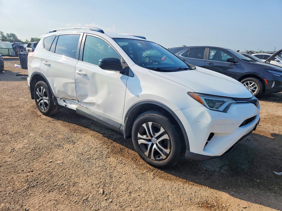 Photo 4 from auction – 2017 TOYOTA RAV4 with VIN JTMBFREV2HJ158443