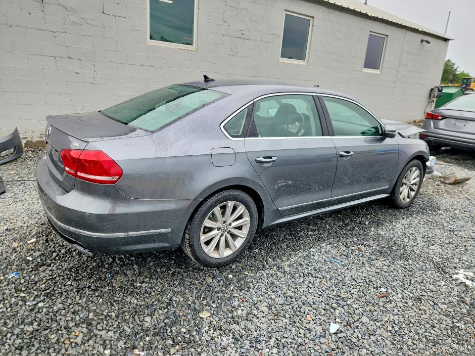 Photo 3 from auction – 2012 VOLKSWAGEN PASSAT with VIN 1VWCP7A36CC030159