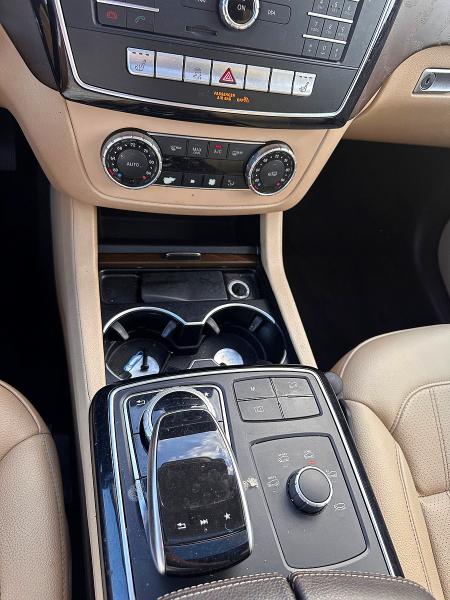 Photo 12 from auction – 2018 MERCEDES-BENZ GLE with VIN 4JGDA5HB6JB198327