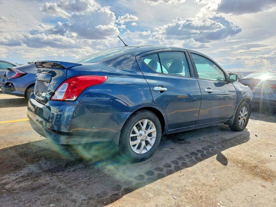 Photo 3 from auction – 2016 NISSAN VERSA with VIN 3N1CN7AP0GL822297