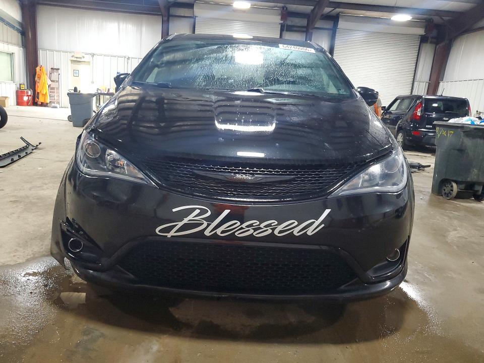 Photo 5 from auction – 2020 CHRYSLER PACIFICA with VIN 2C4RC1FG6LR110036