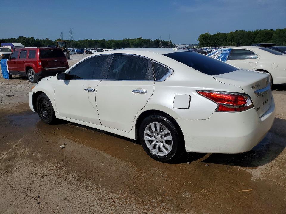 Photo 2 from auction – 2014 NISSAN ALTIMA with VIN 1N4AL3AP4EN330913