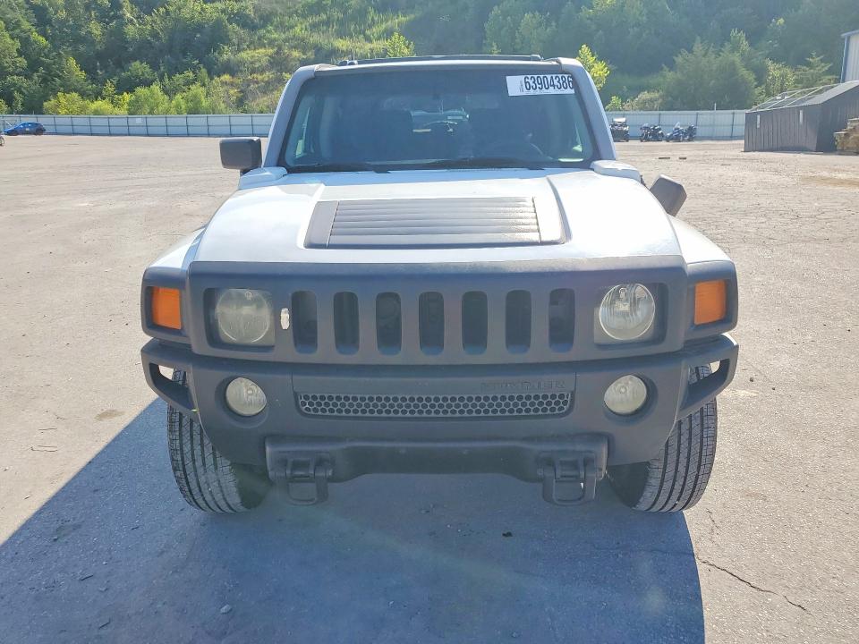 Photo 5 from auction – 2006 HUMMER H3 with VIN 5GTDN136768102956