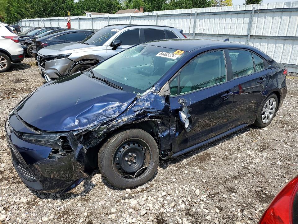 TOYOTA COROLLA 2022 with VIN 5YFEPMAE7NP305592 - Photo from auction
