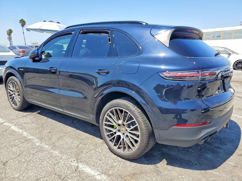 Снимка 2 от търг – 2023 PORSCHE CAYENNE с VIN WP1AE2AY8PDA12291