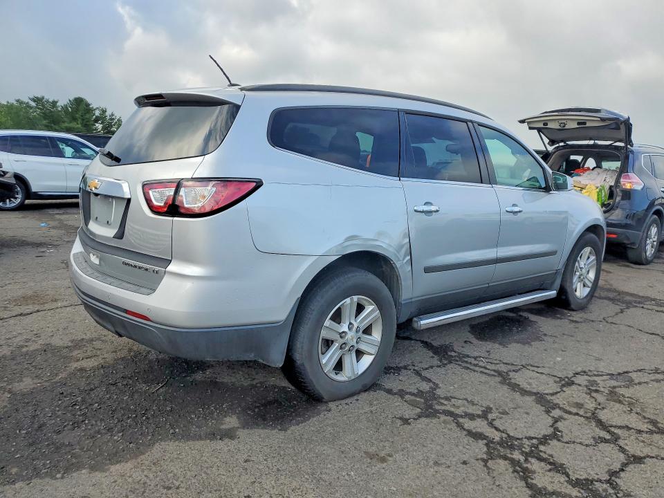 Снимка 3 от търг – 2014 CHEVROLET TRAVERSE с VIN 1GNKRGKD4EJ145056