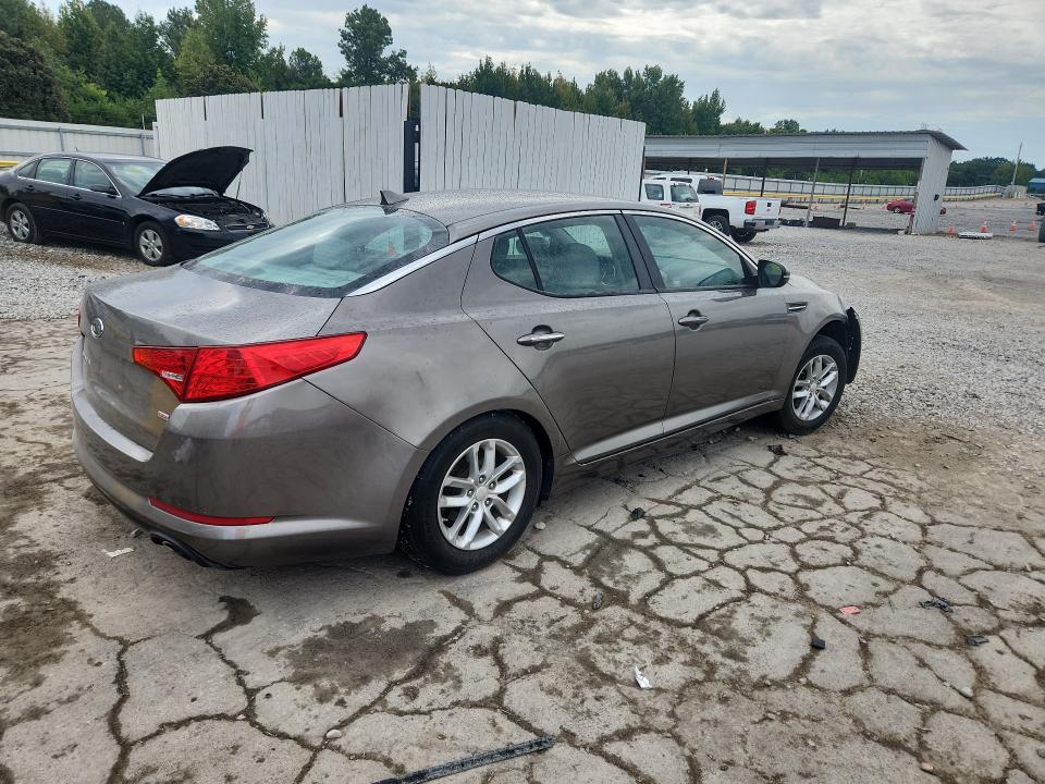 Photo 3 from auction – 2012 KIA OPTIMA with VIN 5XXGM4A73CG071718