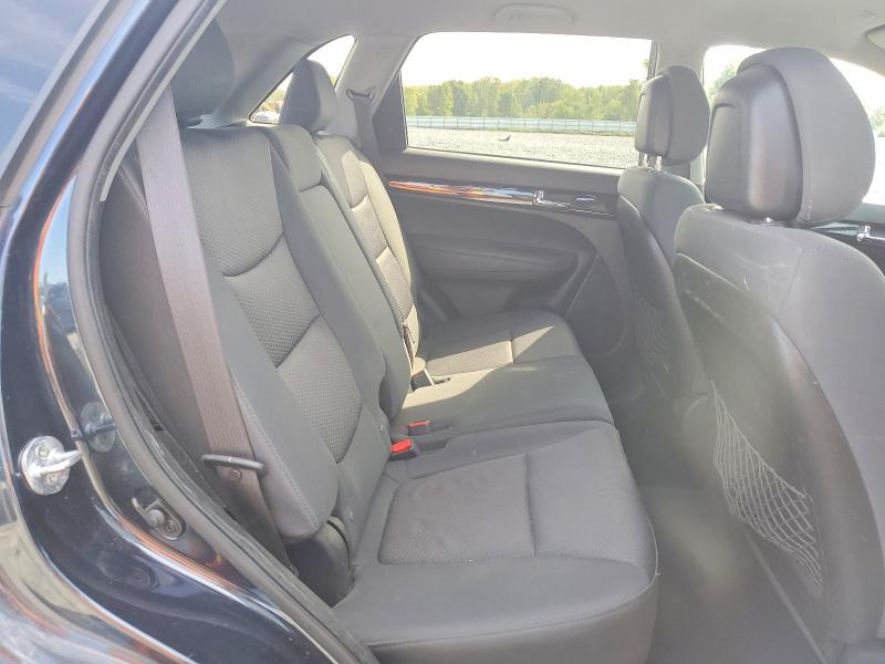 Photo 11 from auction – 2012 KIA SORENTO with VIN 5XYKT3A60CG236103