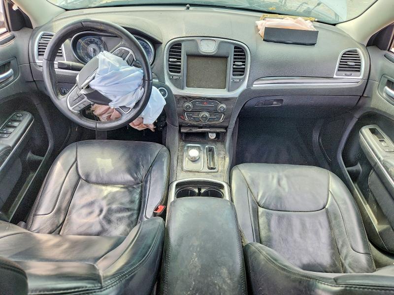 Photo 8 from auction – 2015 CHRYSLER 300 with VIN 2C3CCAAG5FH818452