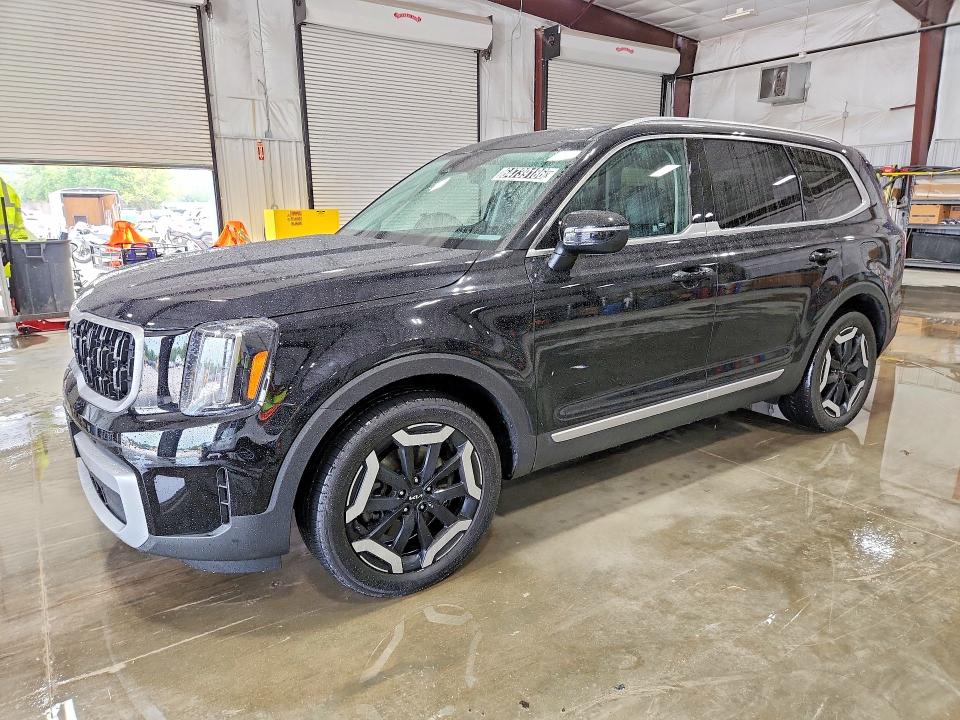 Photo 1 from auction – 2023 KIA TELLURIDE with VIN 5XYP3DGC4PG376816