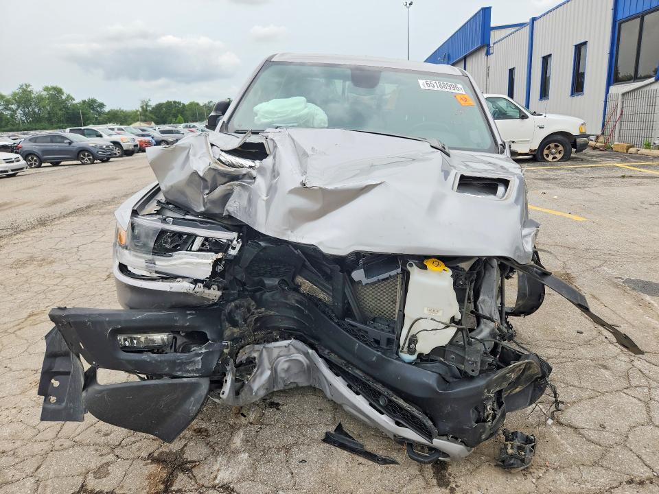Photo 5 from auction – 2019 RAM 1500 with VIN 1C6SRFLT7KN755537