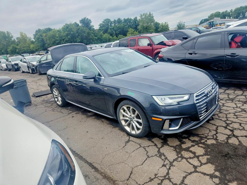 Photo 4 from auction – 2019 AUDI A4 with VIN WAUENAF48KN008213