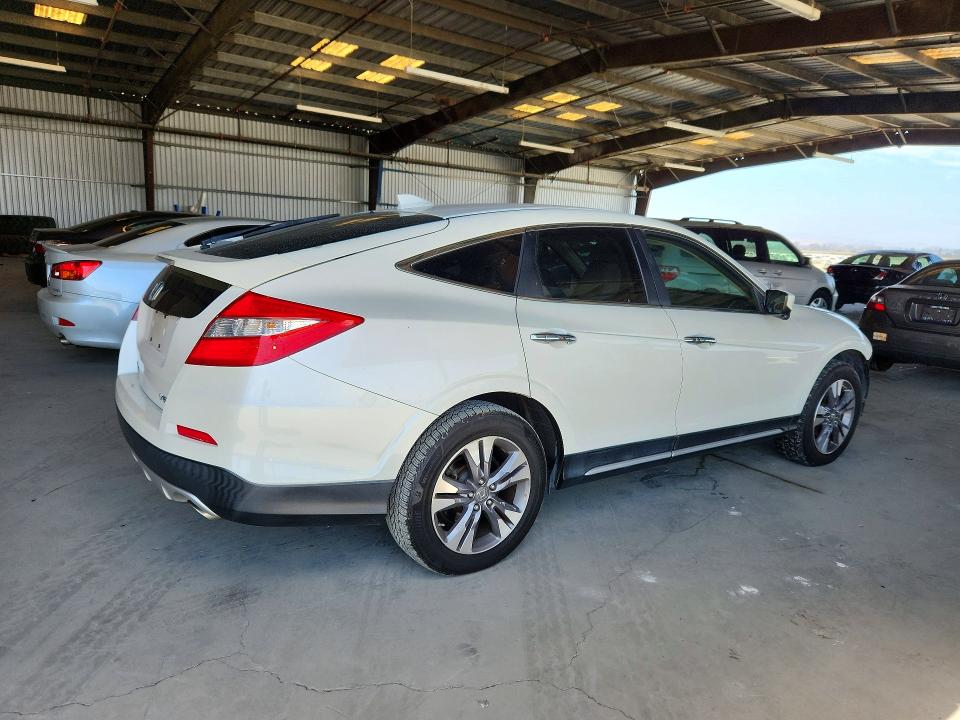 Photo 3 from auction – 2015 HONDA CROSSTOUR with VIN 5J6TF2H59FL001074