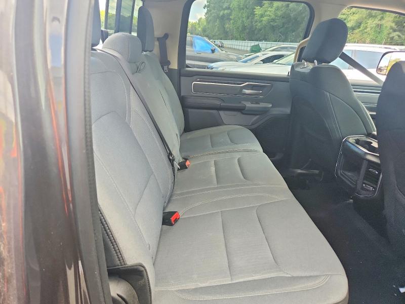 Снимка 10 от търг – 2019 RAM 1500 с VIN 1C6SRFFTXKN620922