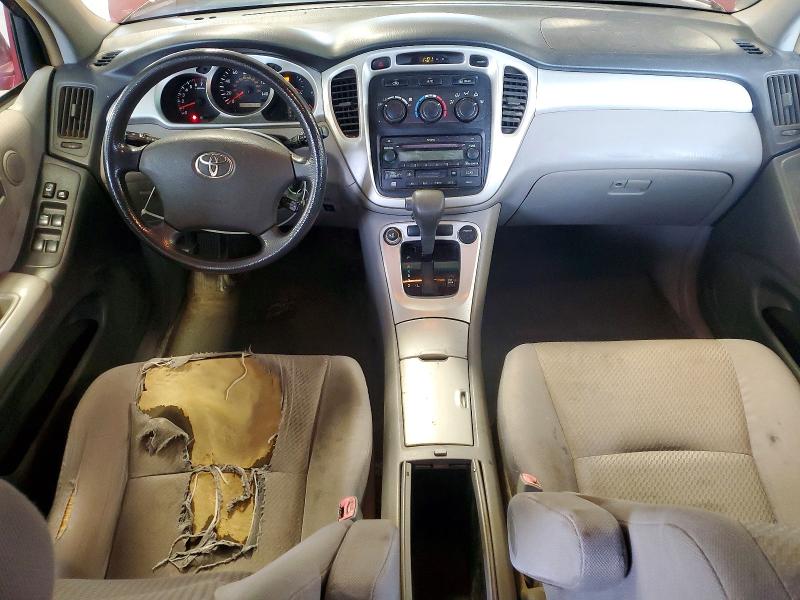 Photo 8 from auction – 2004 TOYOTA HIGHLANDER with VIN JTEGP21A640024883