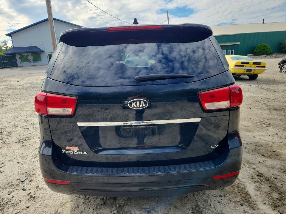 Photo 6 from auction – 2015 KIA SEDONA with VIN KNDMB5C1XF6055882